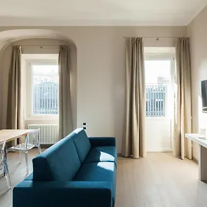  Apartment Easyhomes-duomo & Italy